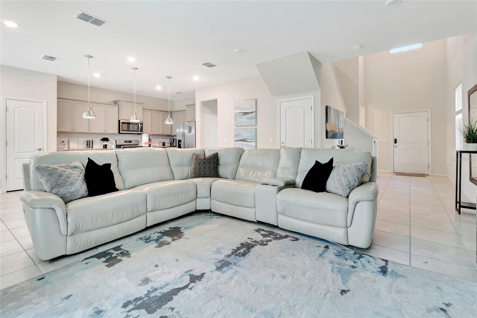 7312 OAKMOSS LOOP