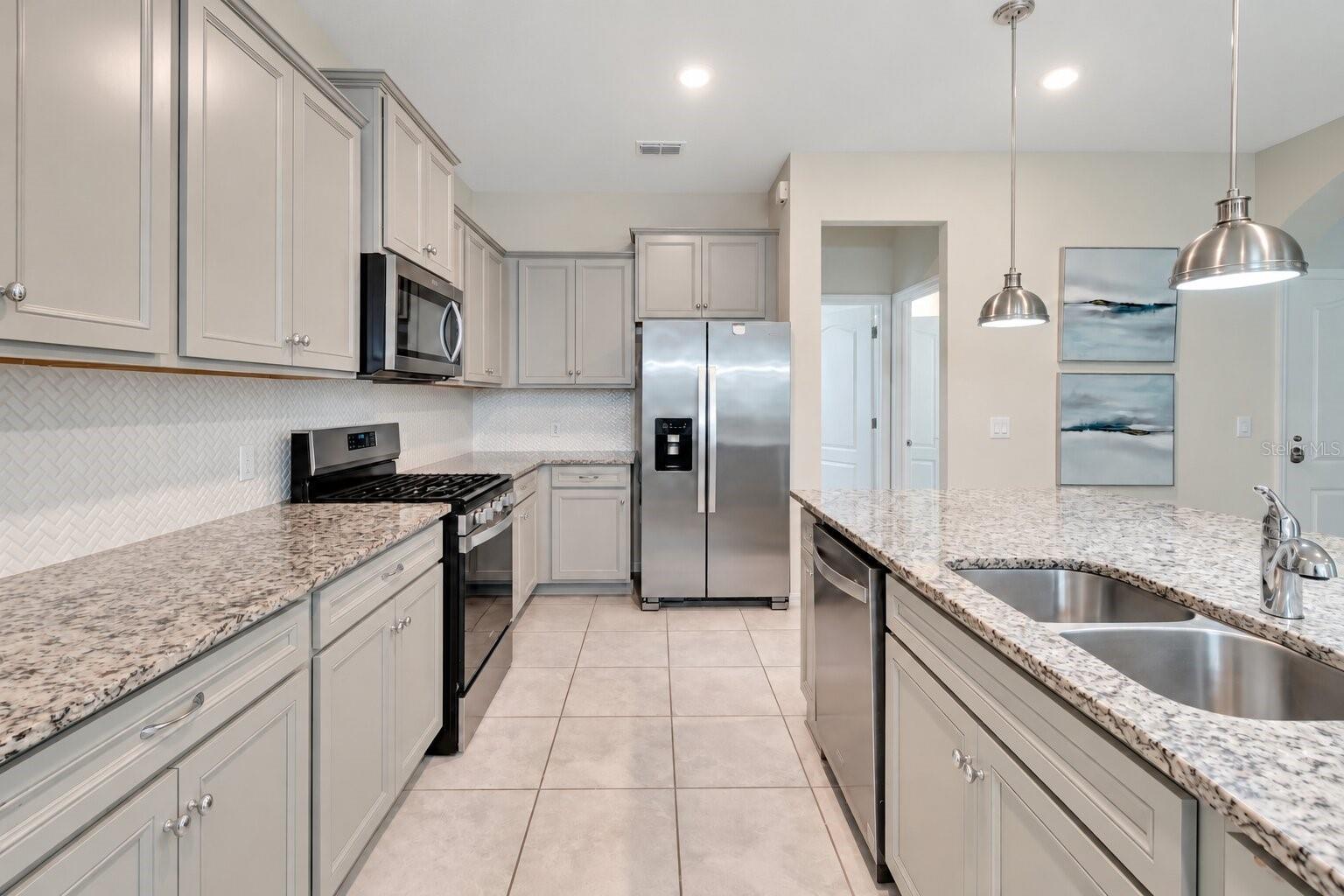 7312 OAKMOSS LOOP