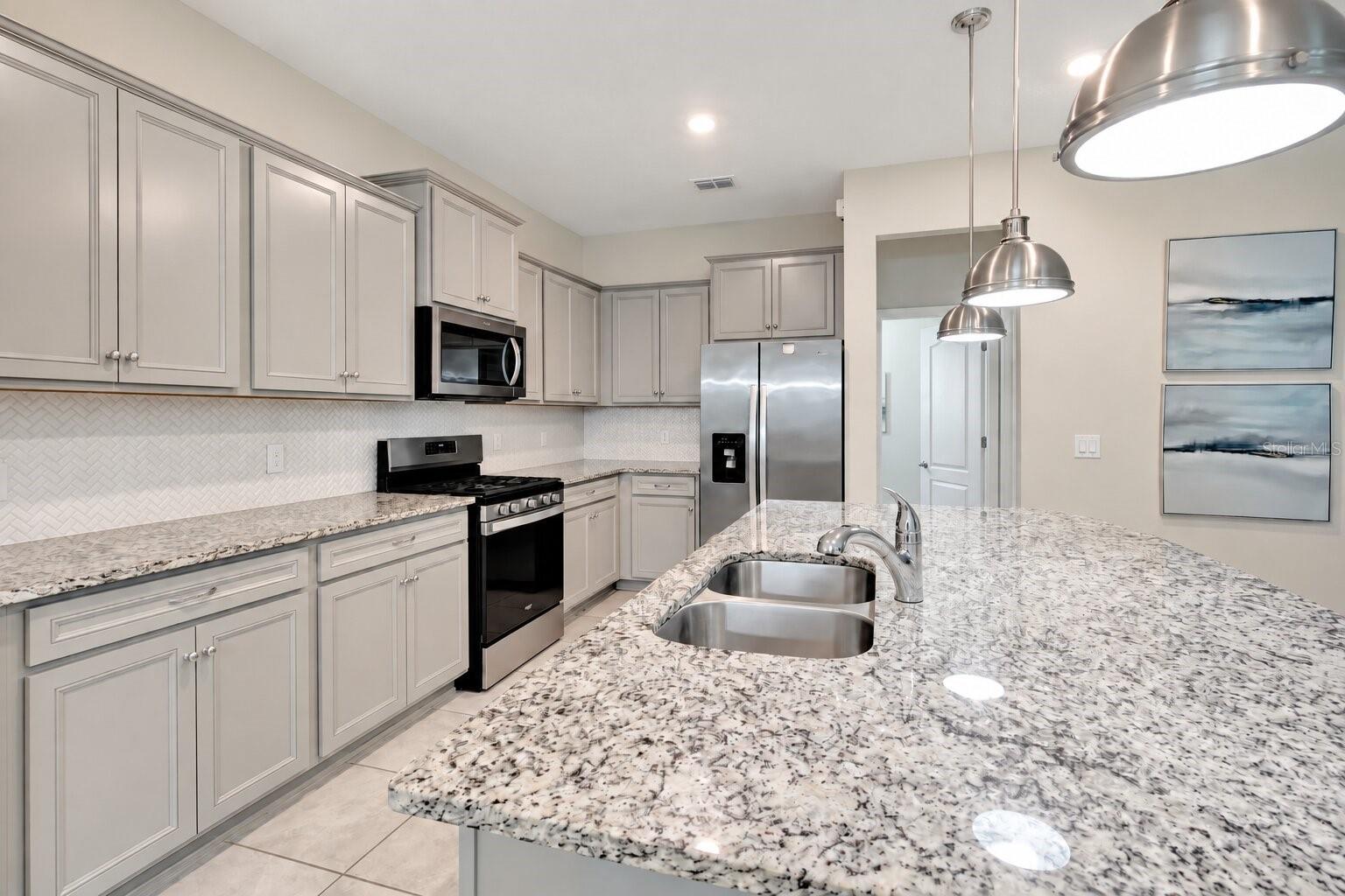 7312 OAKMOSS LOOP