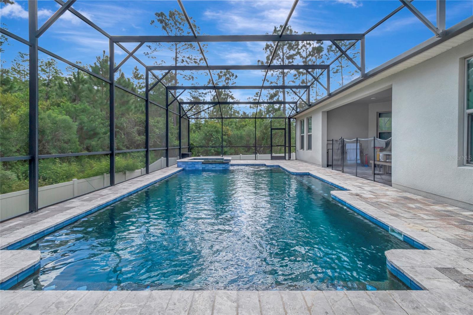 8524 VIVARO ISLE WAY