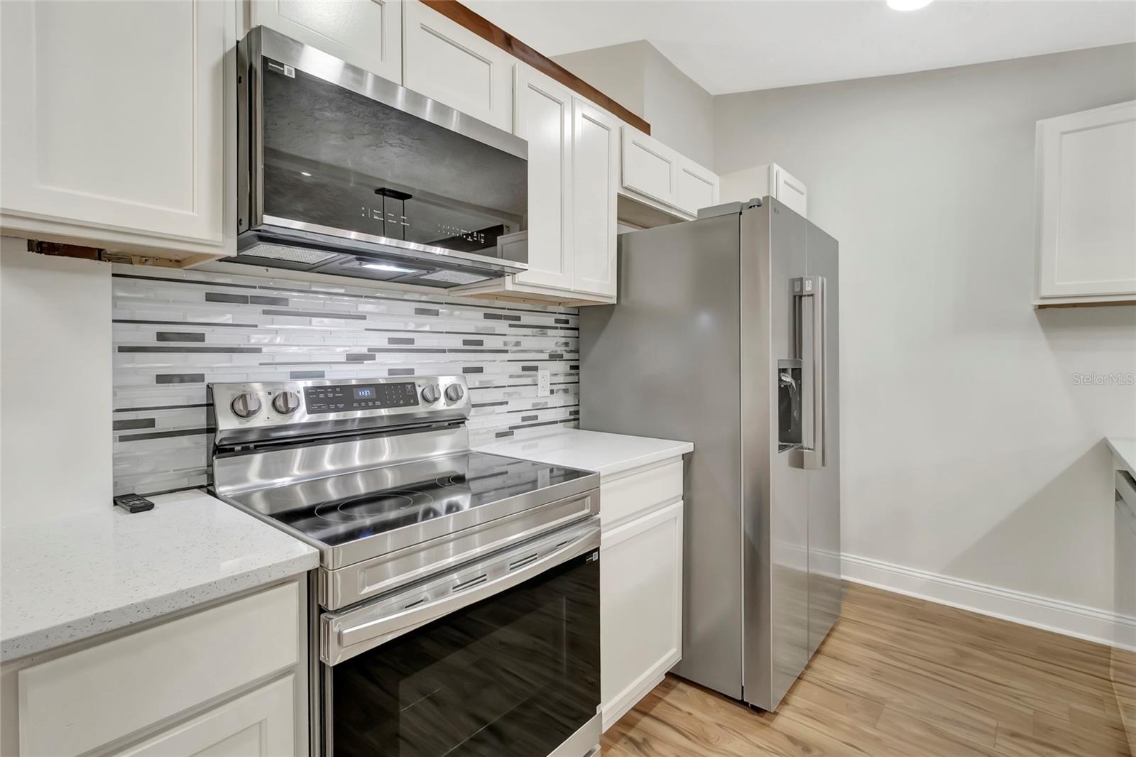 7126 CROOKED LAKE TRL