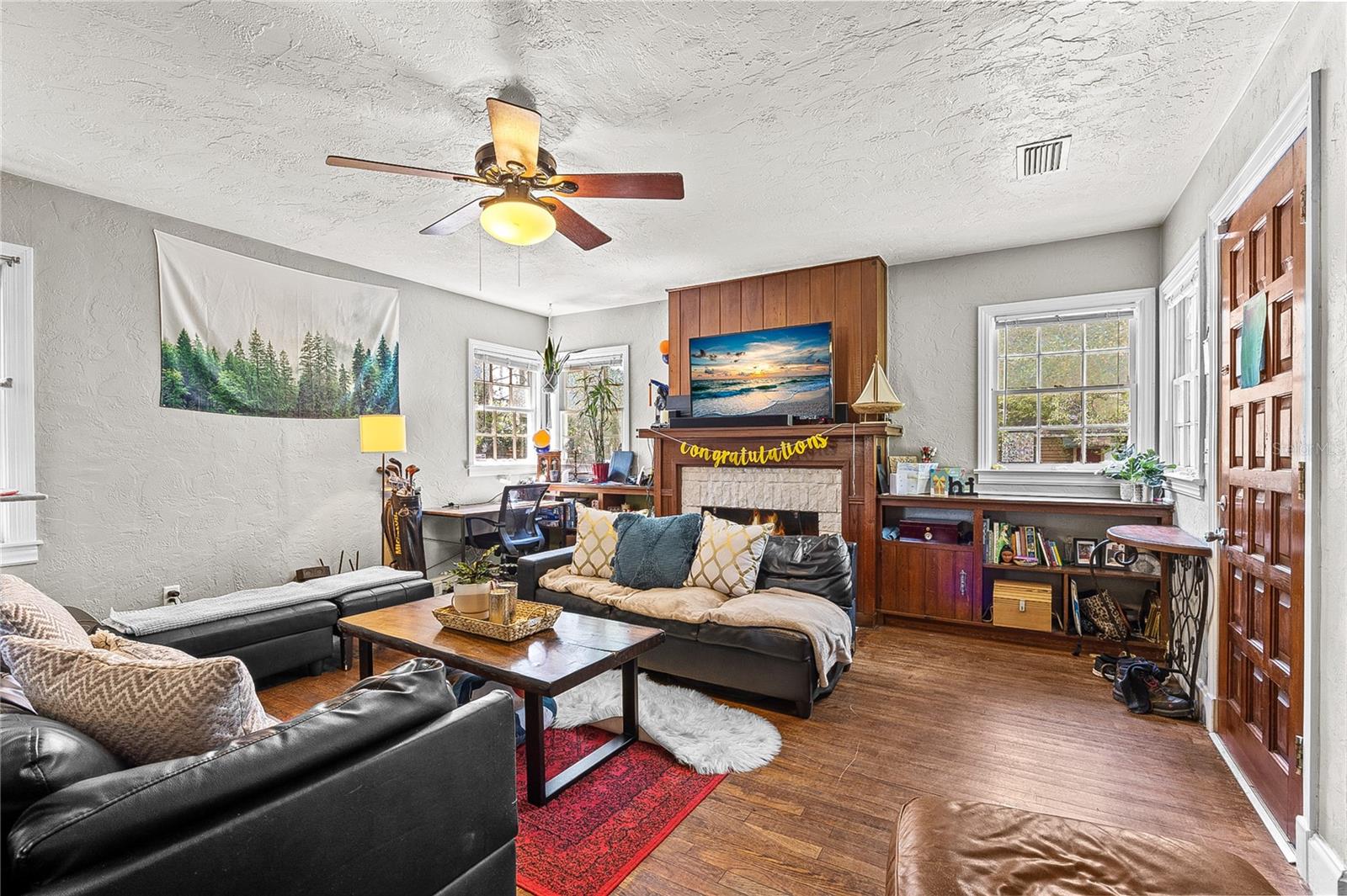 616 NW 8TH PLACE