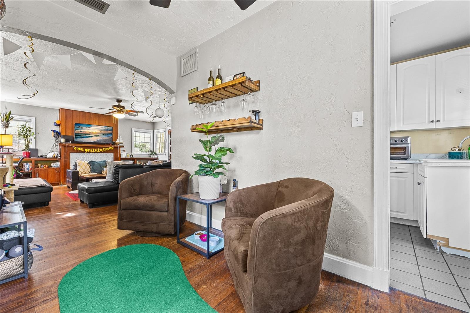616 NW 8TH PLACE
