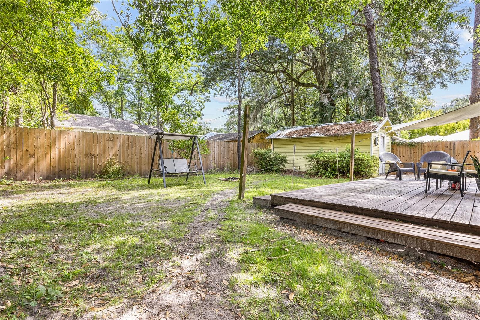 616 NW 8TH PLACE