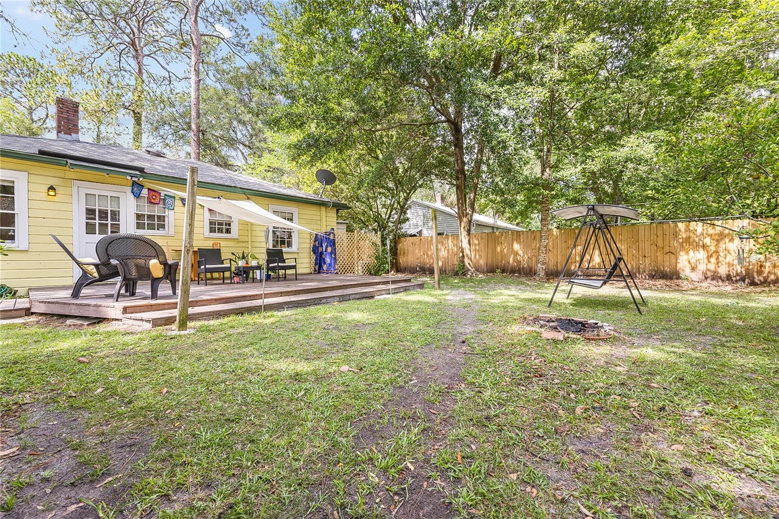 616 NW 8TH PLACE