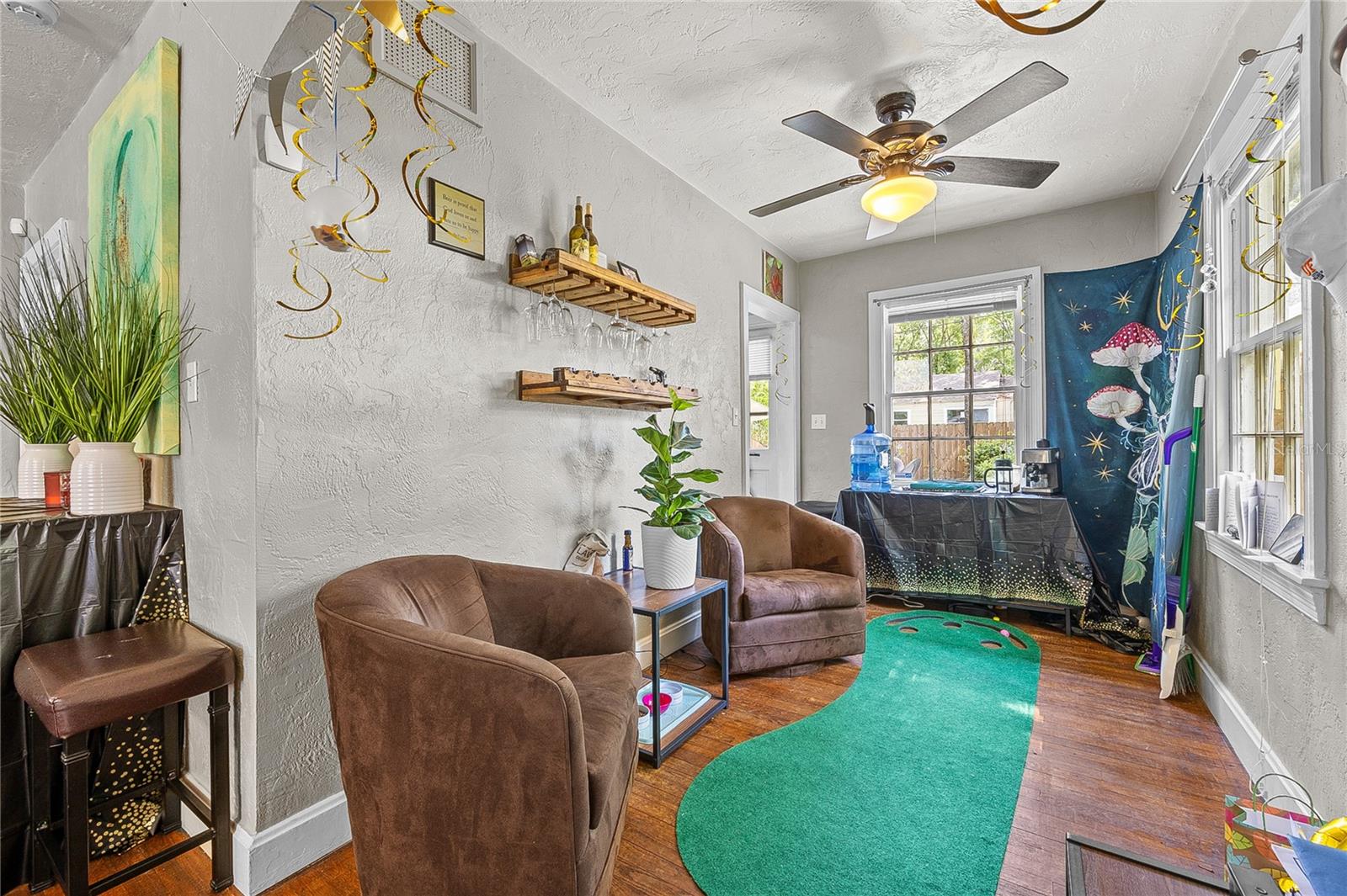 616 NW 8TH PLACE