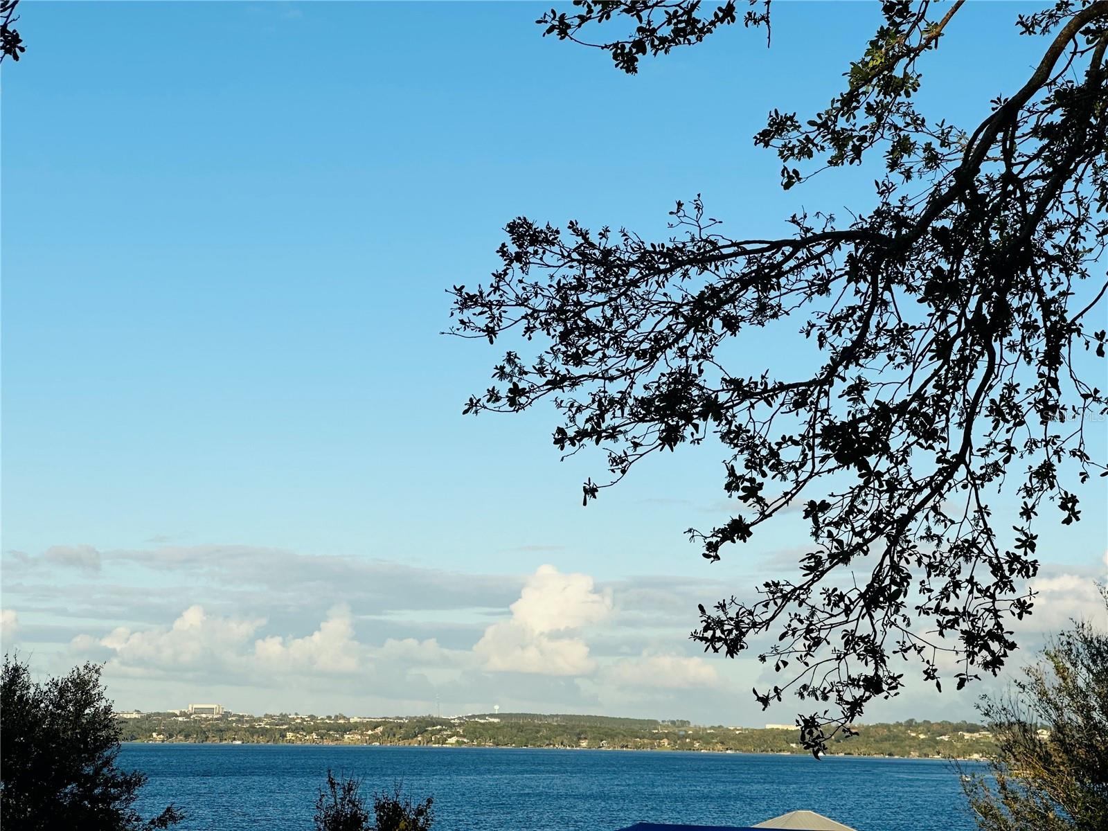 10735 POINT OVERLOOK DR