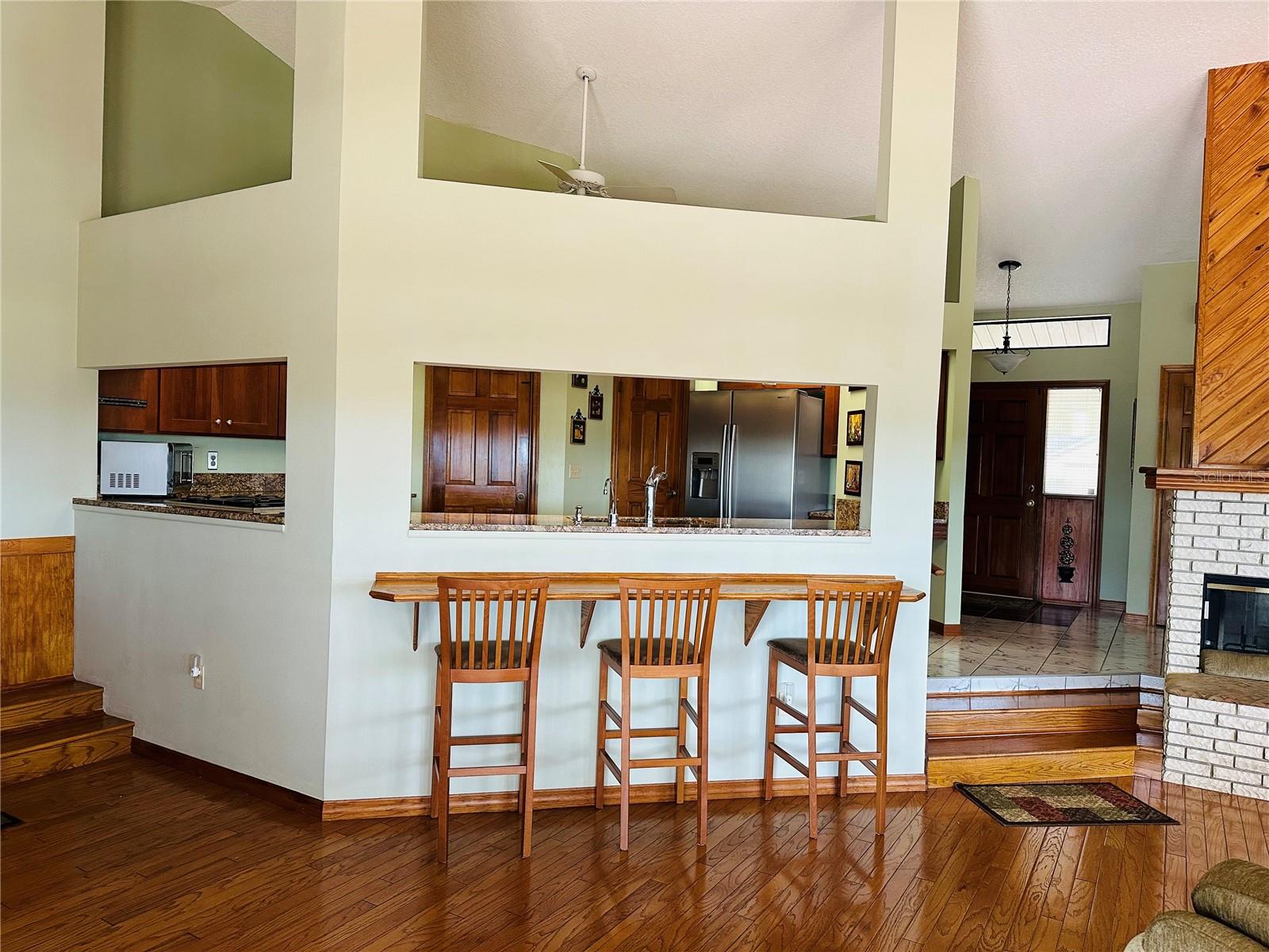 10735 POINT OVERLOOK DR