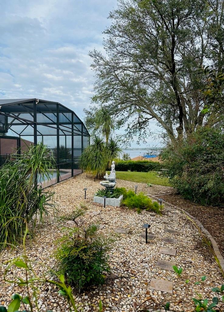 10735 POINT OVERLOOK DR