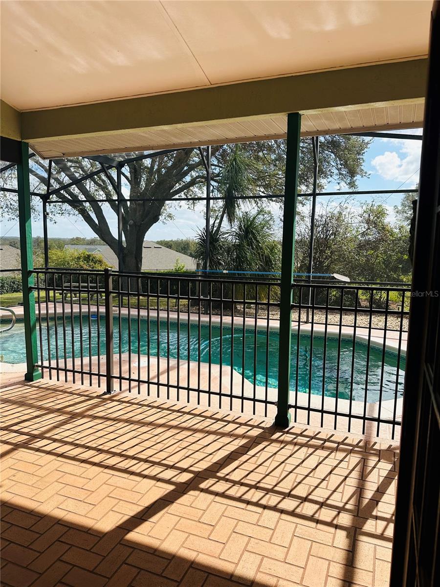 10735 POINT OVERLOOK DR