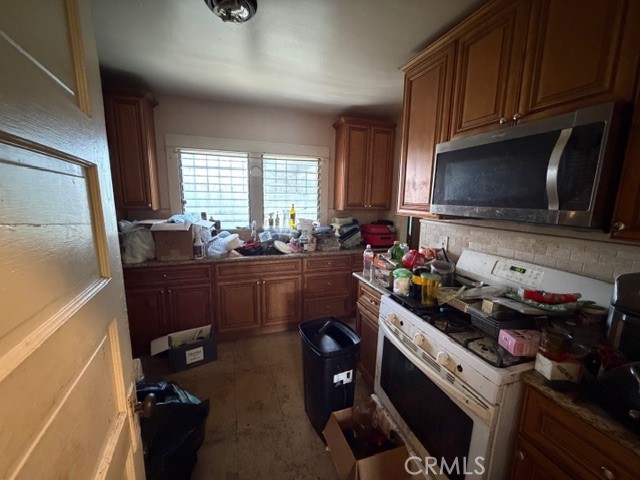 1417 W 50th