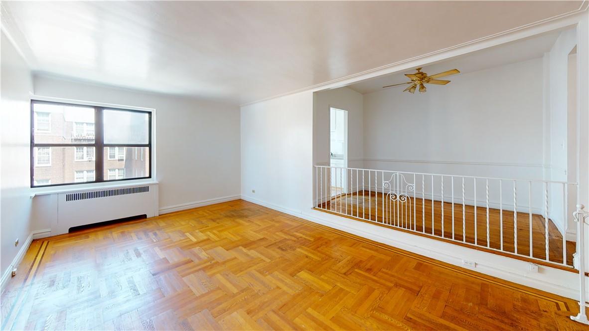 30 Clinton Place Unit: 5C