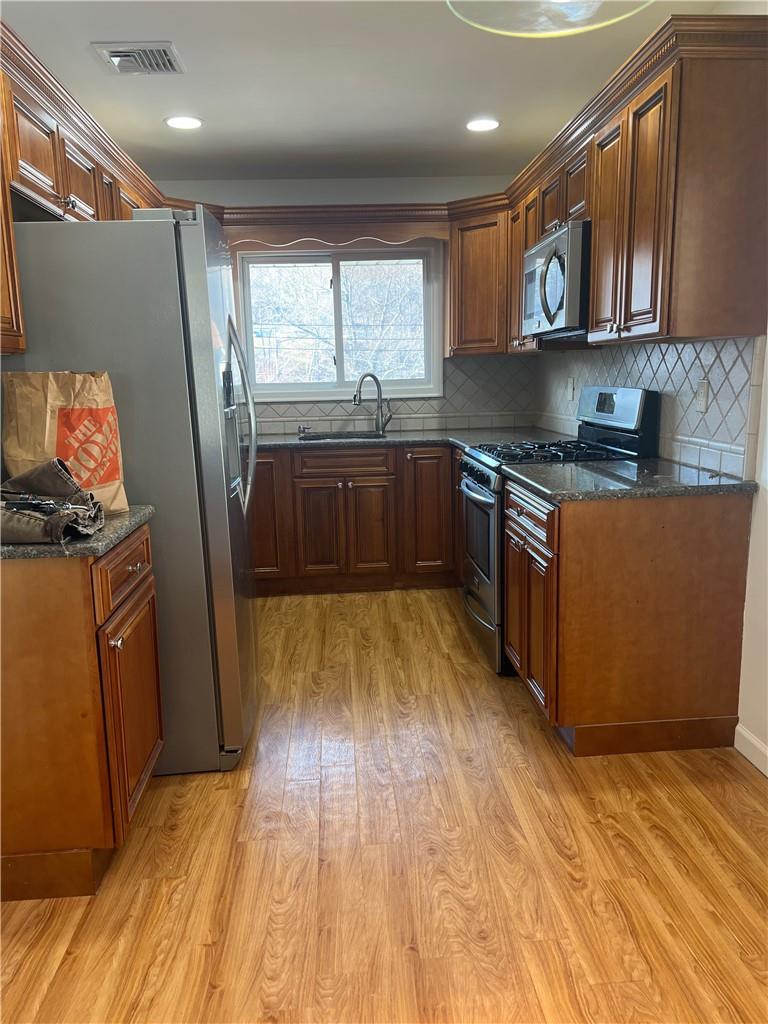 17 Valerie Drive Unit: 3