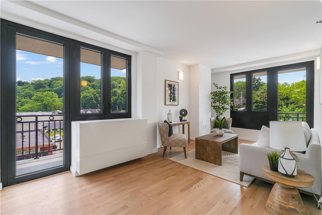 1108 Brown Street Unit: 2P