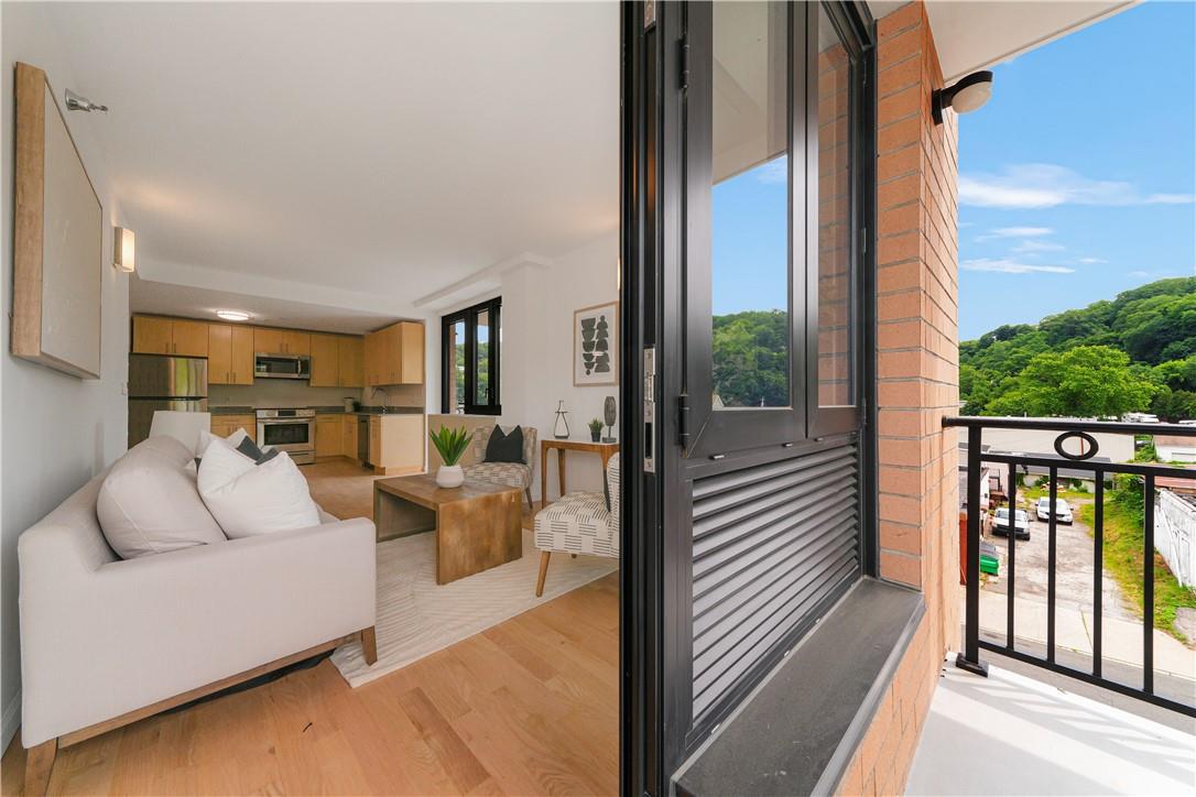 1108 Brown Street Unit: 8P