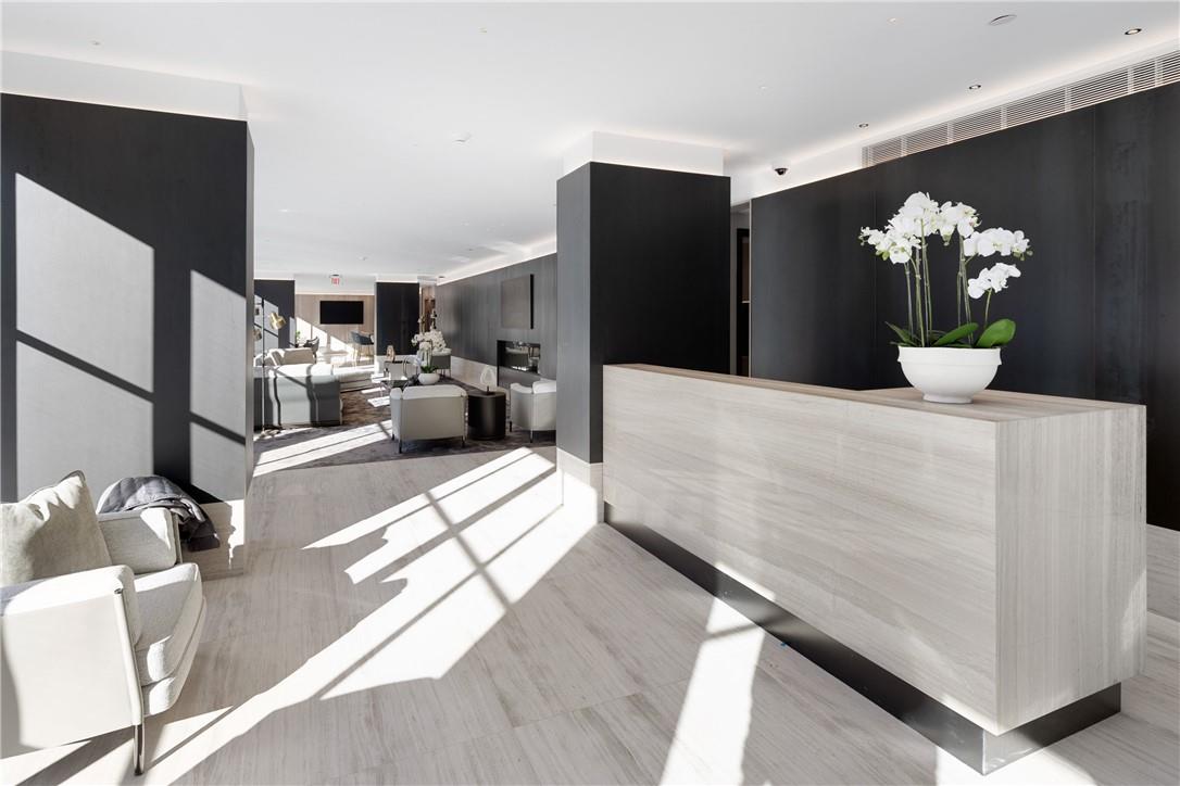 41 Richmondville Avenue # PH East