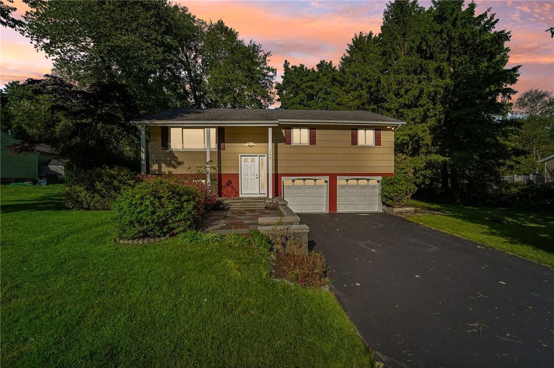 1759 Maxwell Court