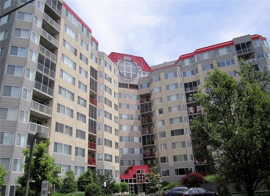 10 Stewart Place Unit: 4JW