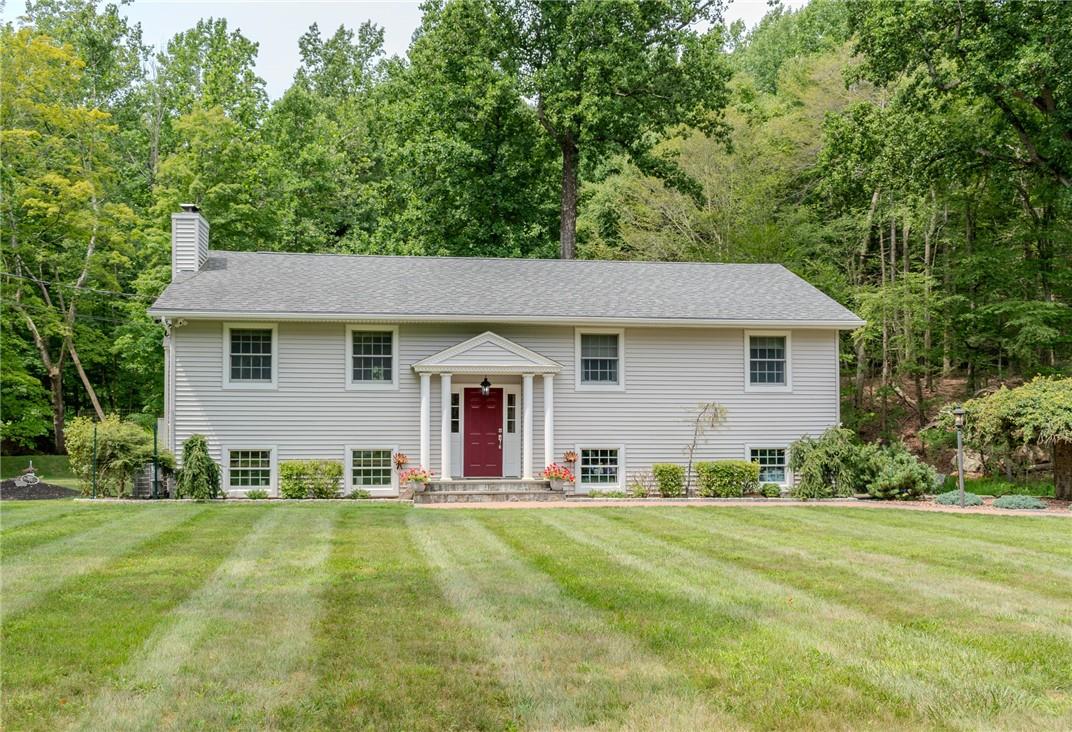3 Larkspur Drive