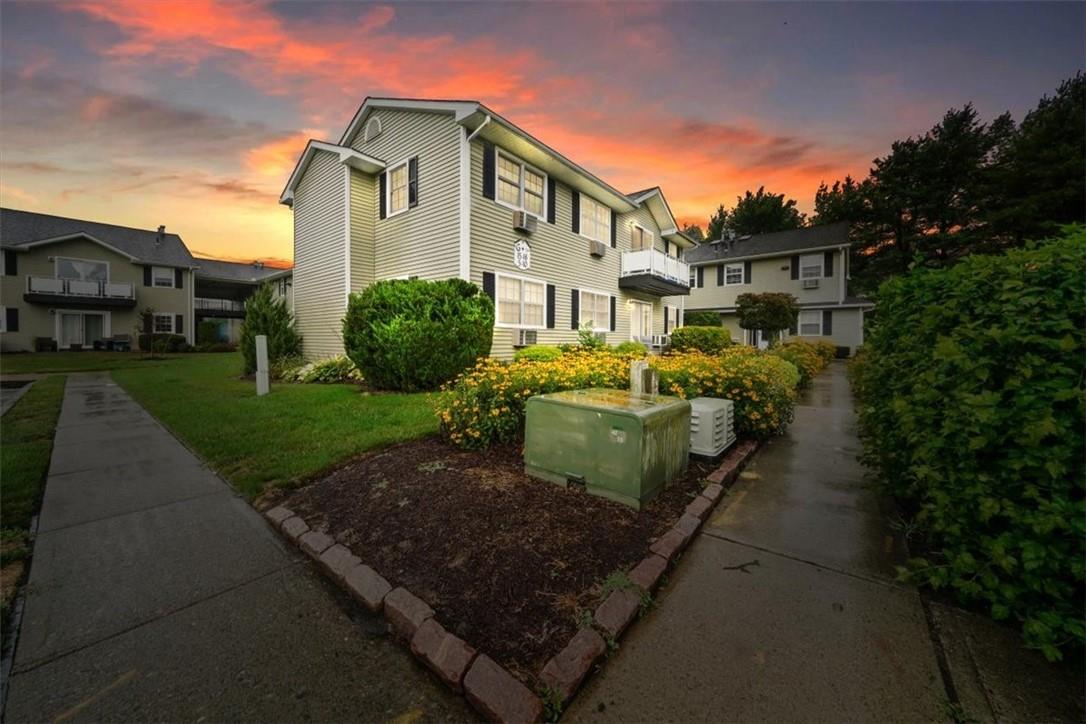 100 Hillside Drive Unit: G16