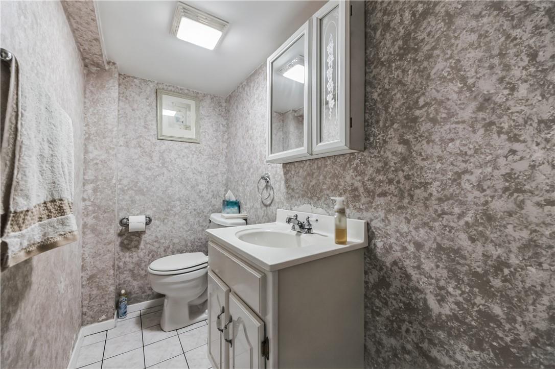 2563 Woodhull Avenue