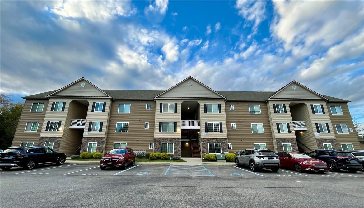 44 High Street Unit: 123