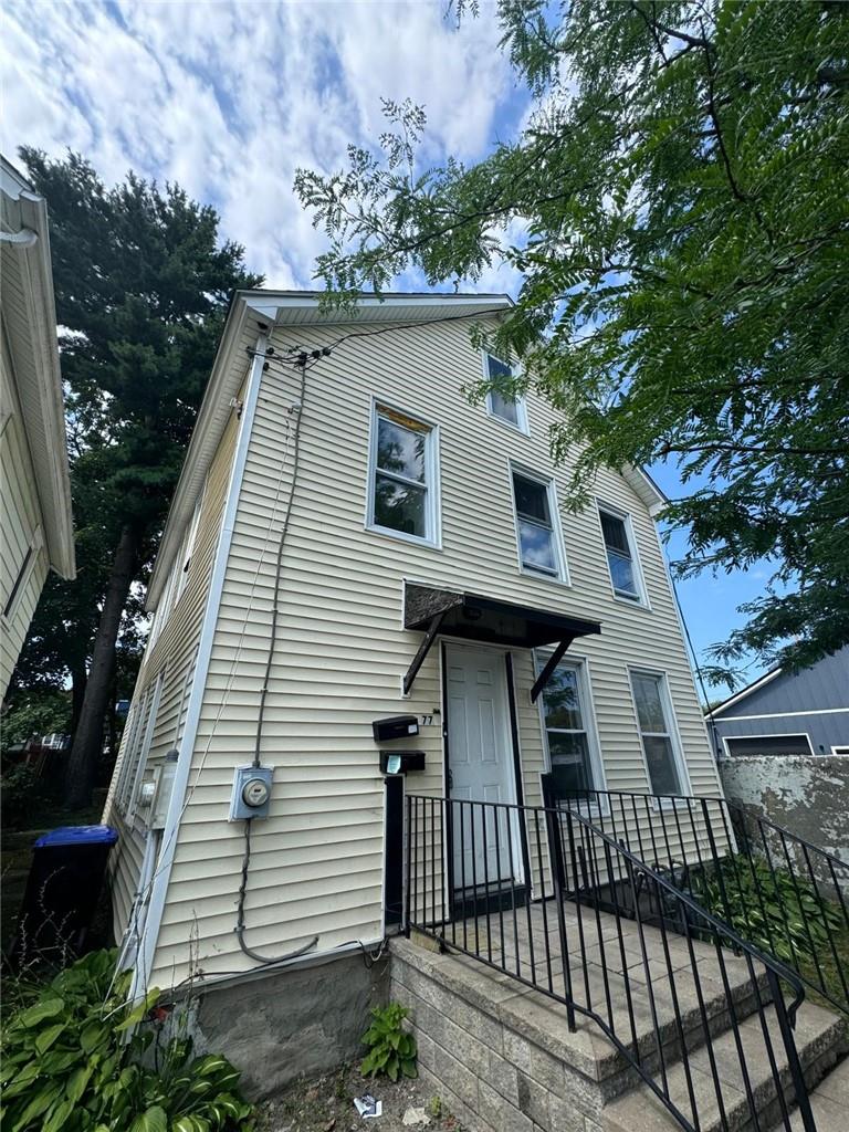 77 Cottage Street Unit: Apt 1