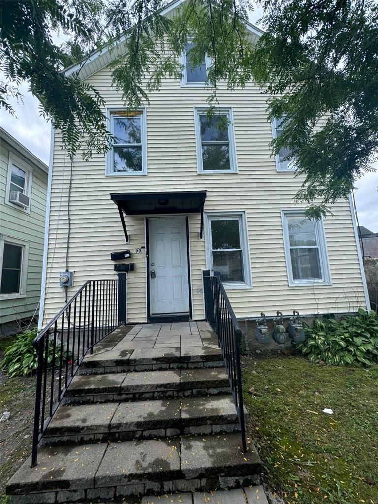 77 Cottage Street Unit: Apt 2