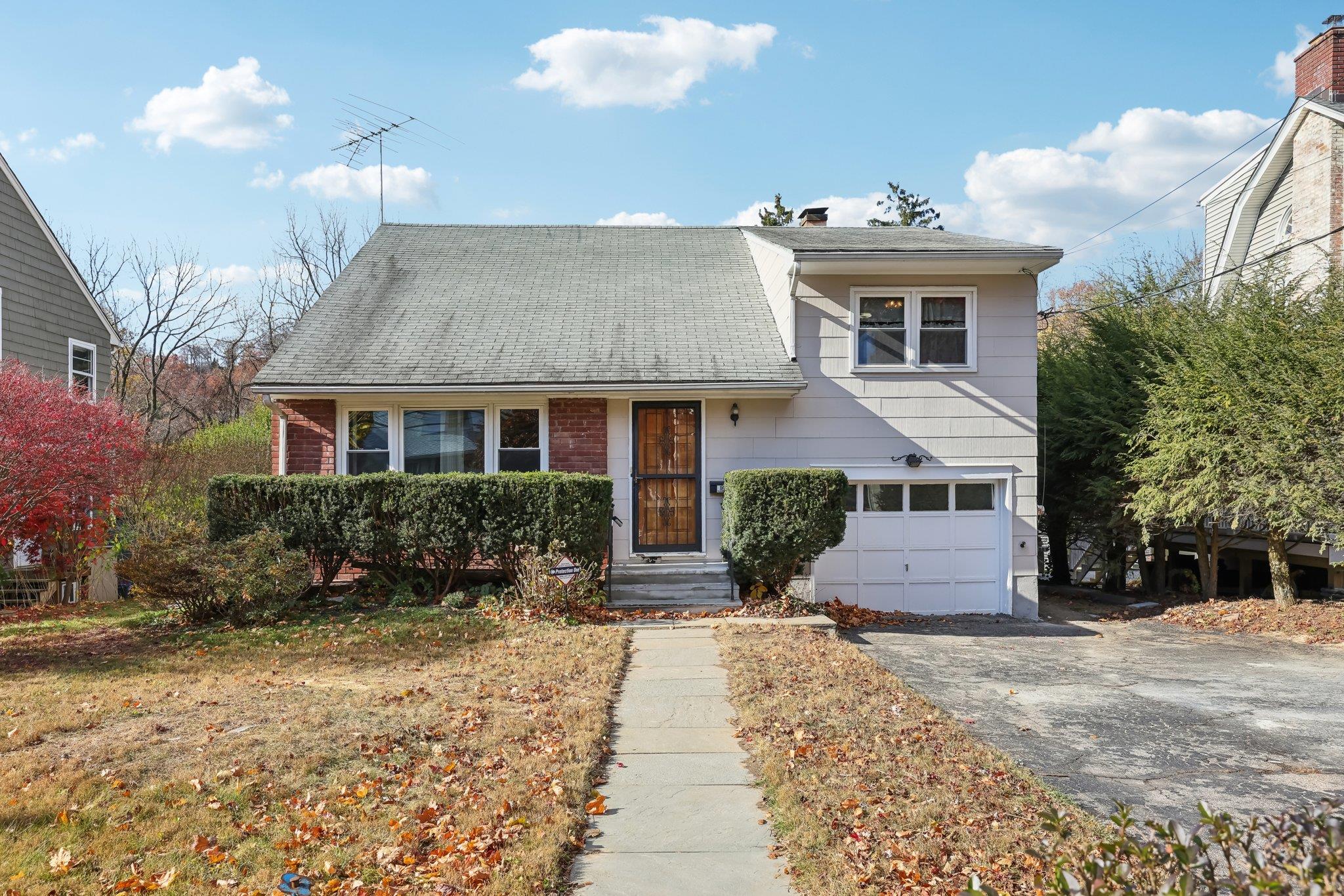 166 Washington Avenue