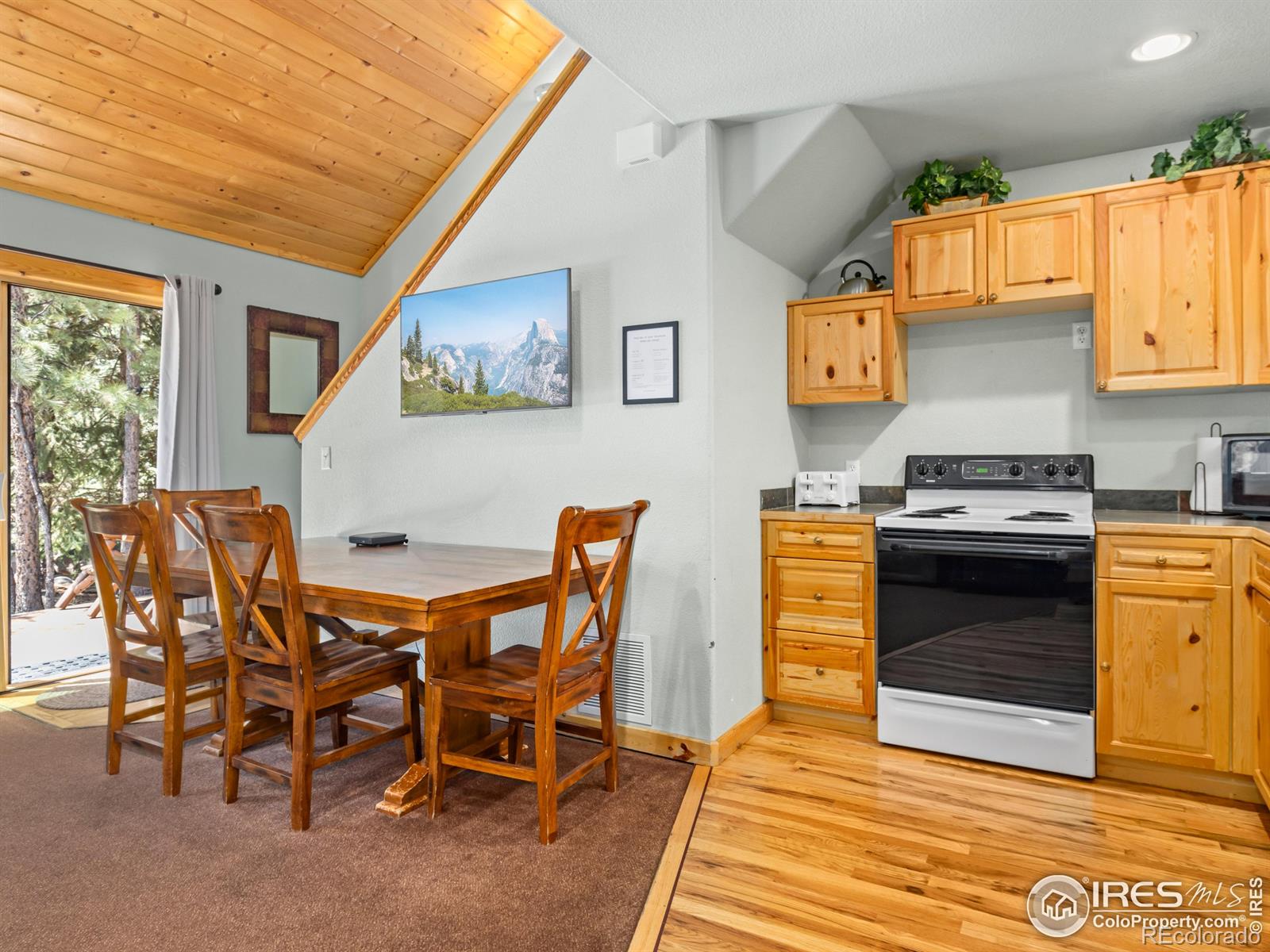 1340 Fall River Drive
