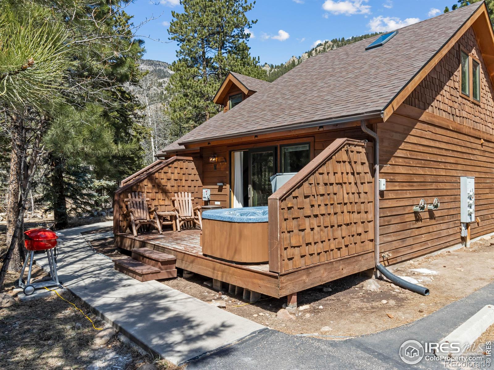 1340 Fall River Drive