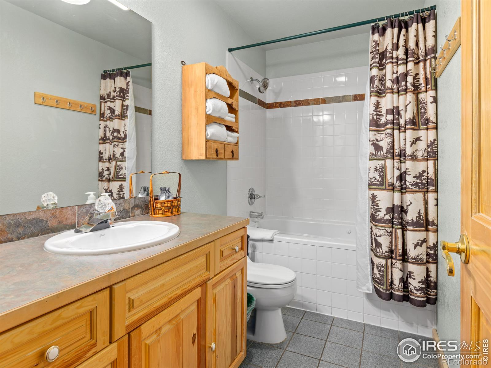 1340 Fall River Drive