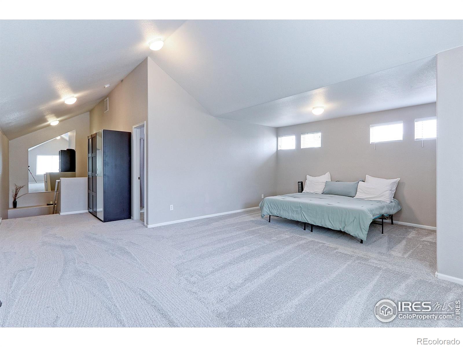 4687 Longs Court