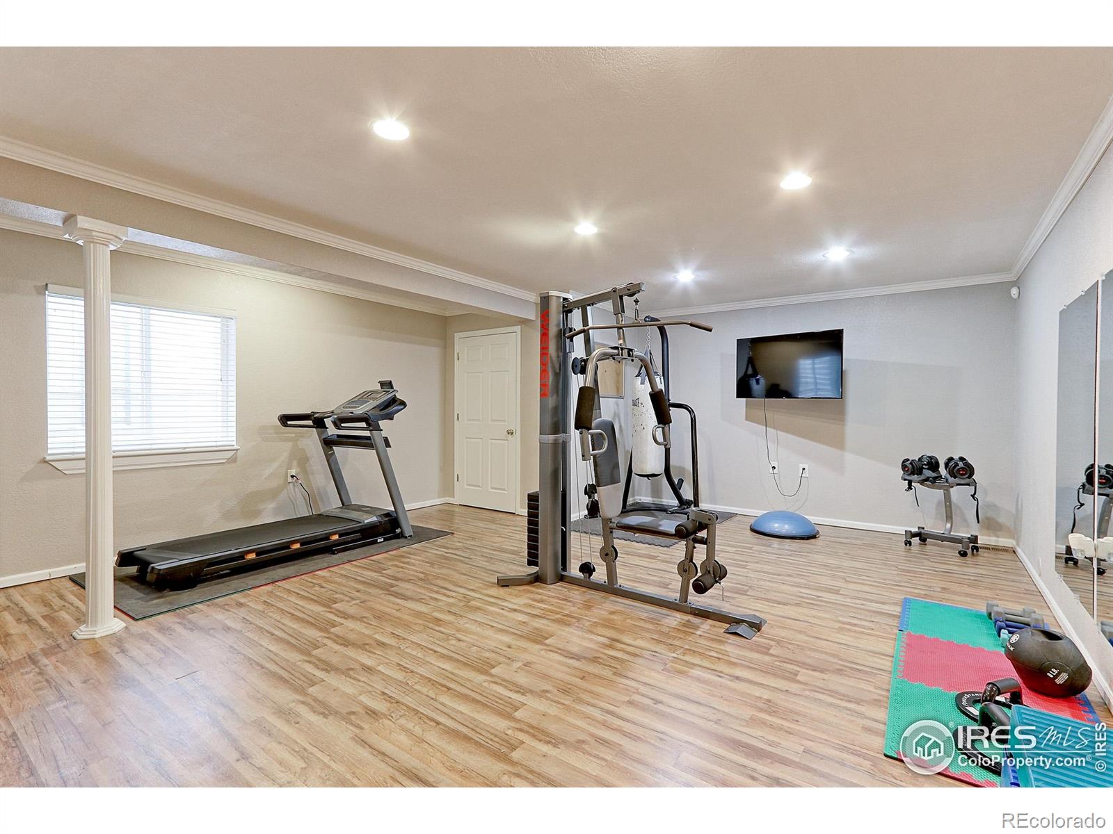 4687 Longs Court
