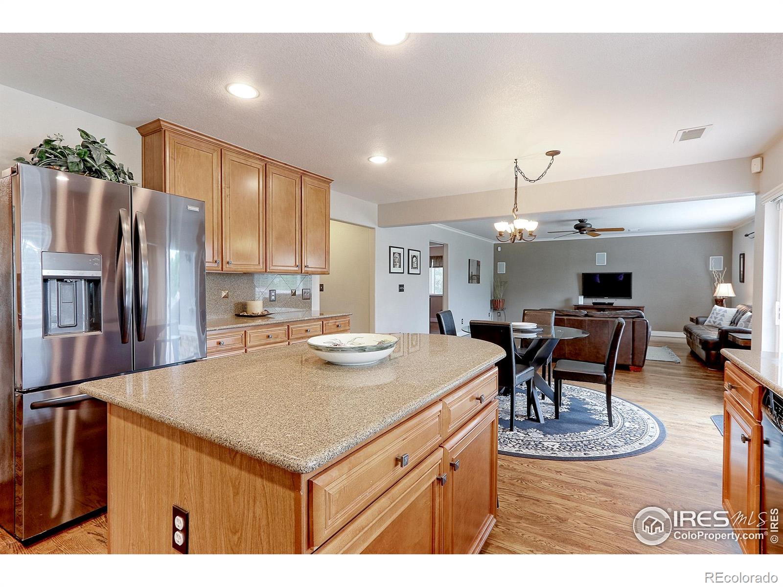 4687 Longs Court