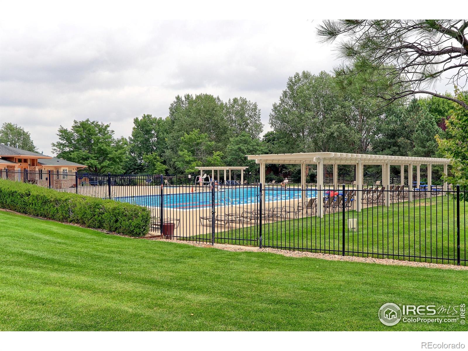 4687 Longs Court