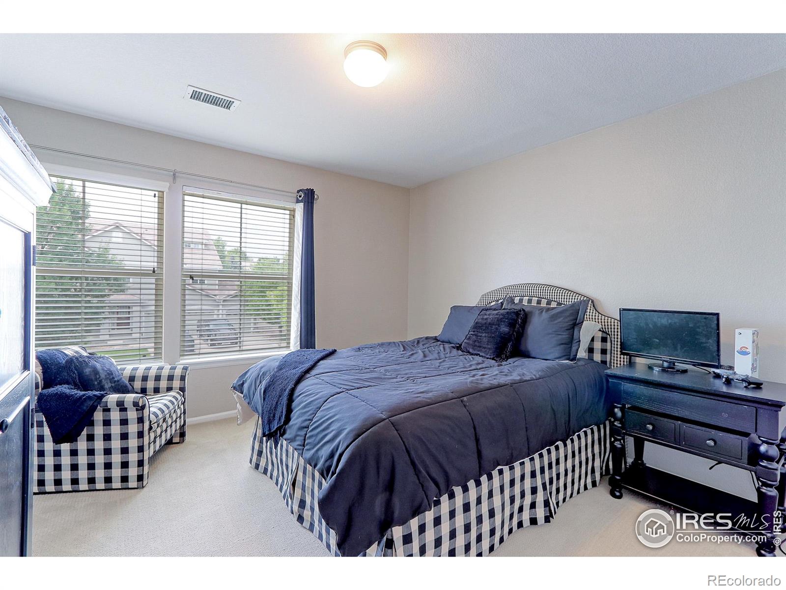 4687 Longs Court