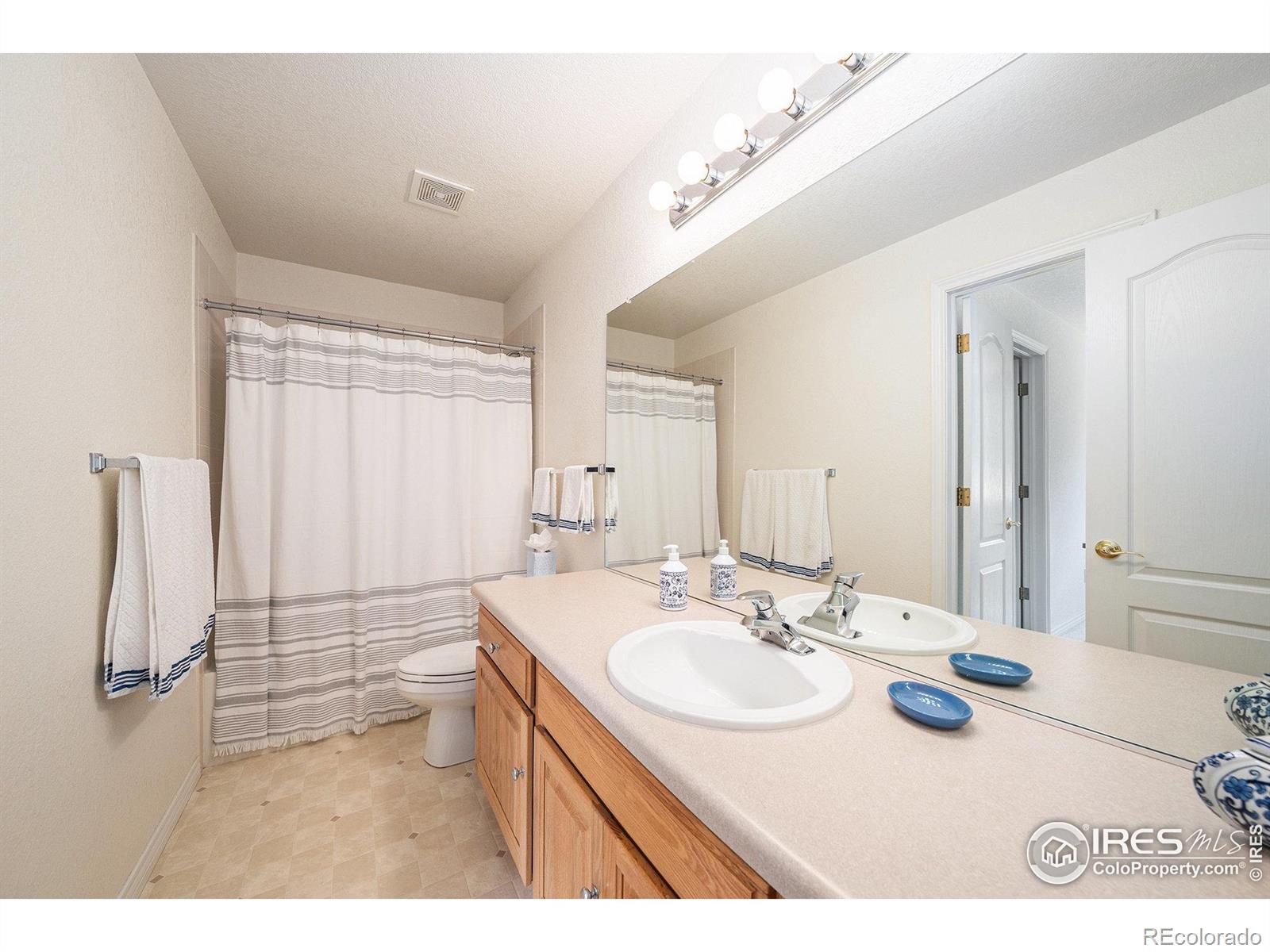 950 Southridge Greens Boulevard Unit: 18