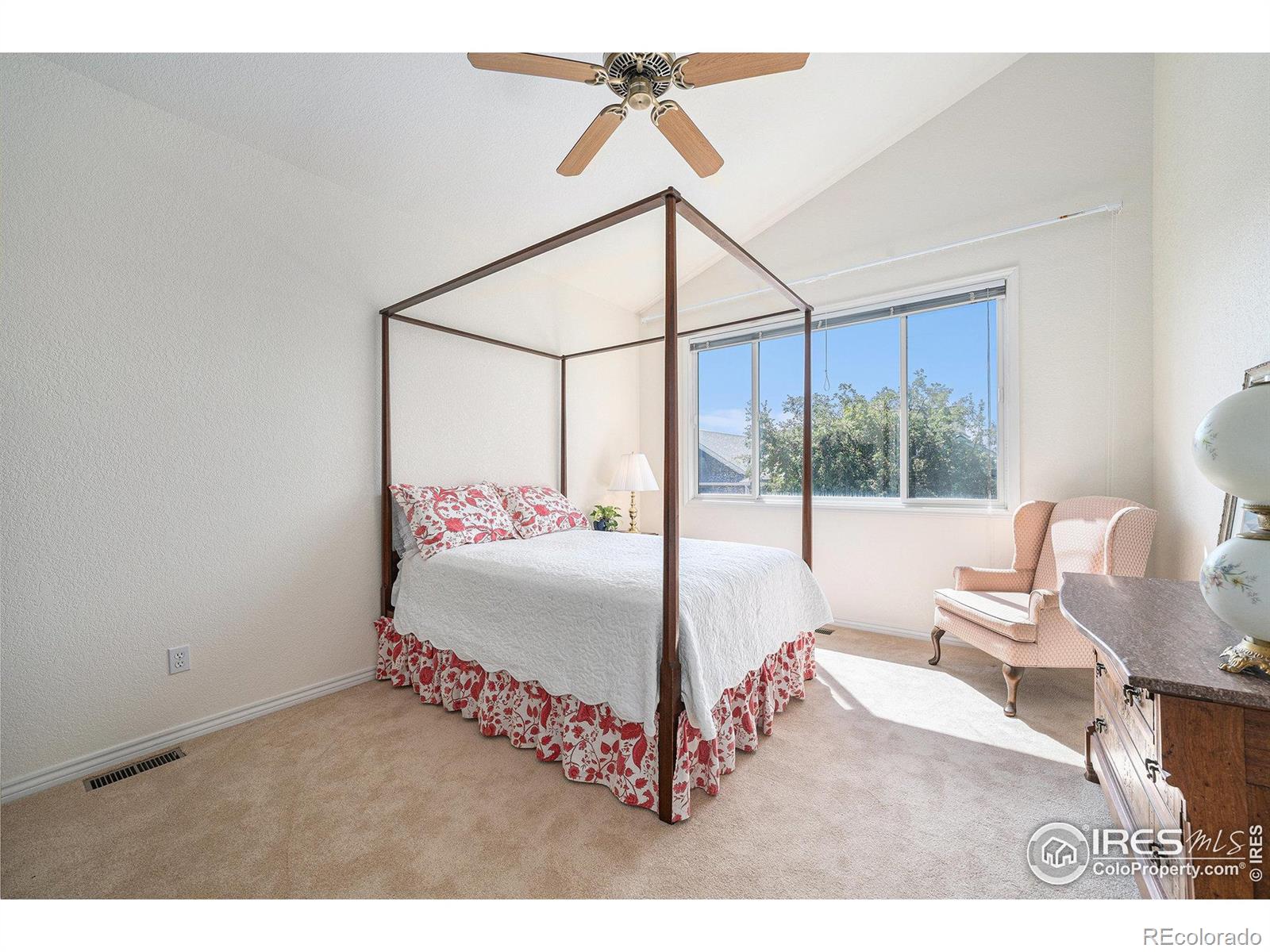 950 Southridge Greens Boulevard Unit: 18