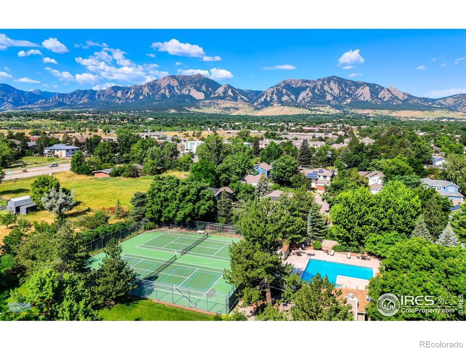 5453 Illini Way