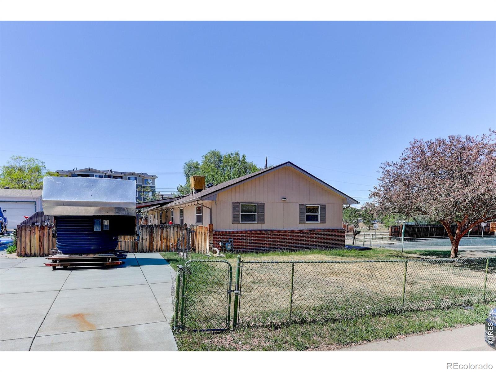 9900 W 57th Place