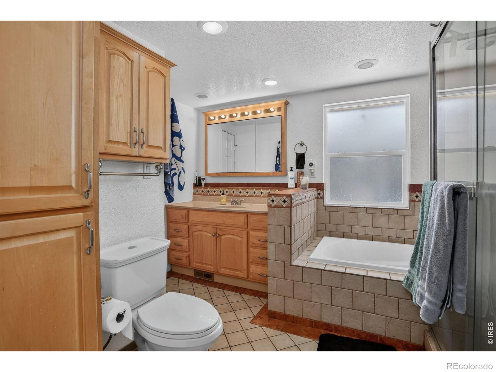 9900 W 57th Place