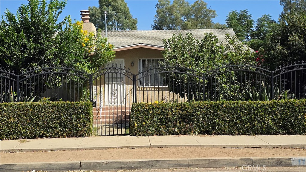 172 E 7th Street