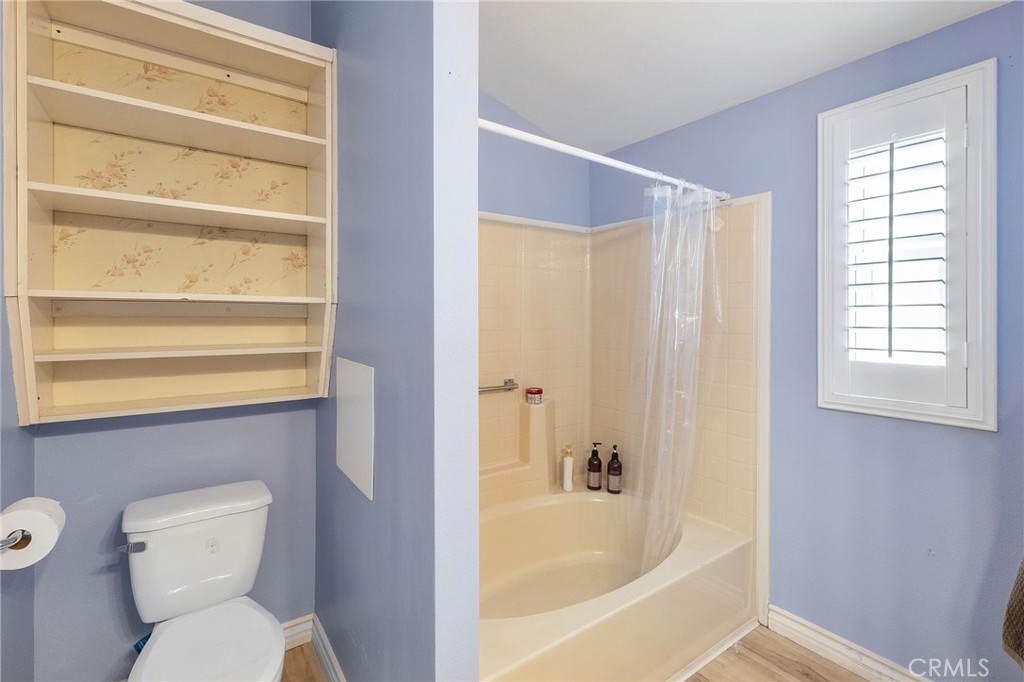 140 W Pioneer Avenue 38