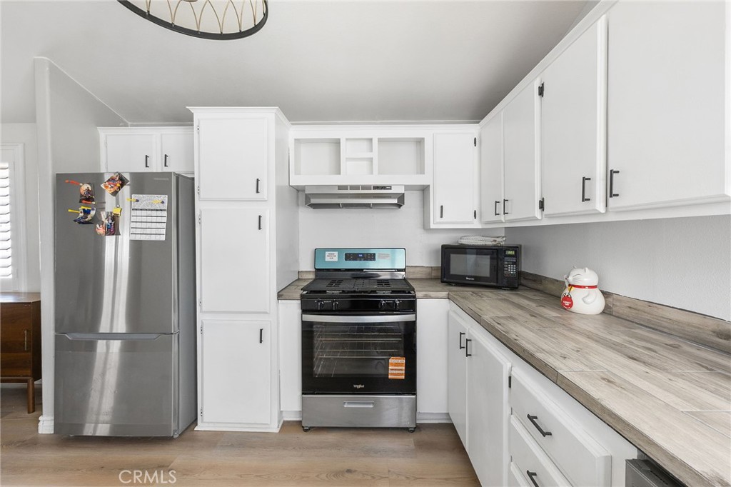 140 W Pioneer Avenue 38