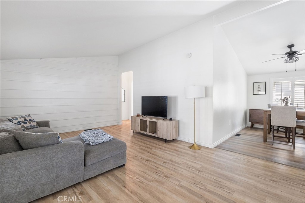 140 W Pioneer Avenue 38