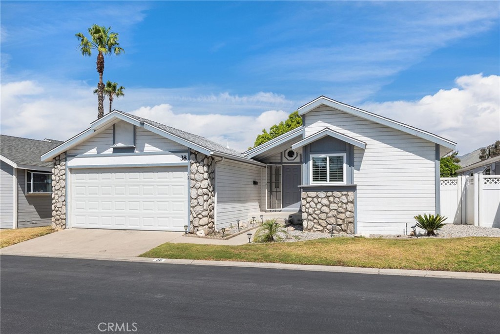 140 W Pioneer Avenue 38