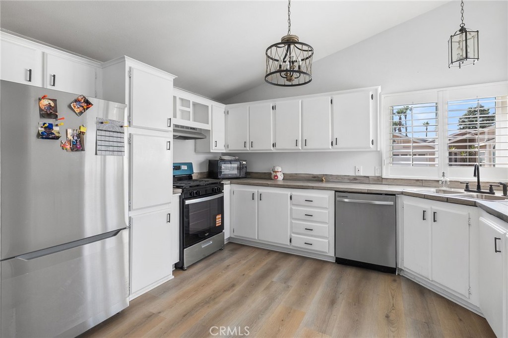 140 W Pioneer Avenue 38