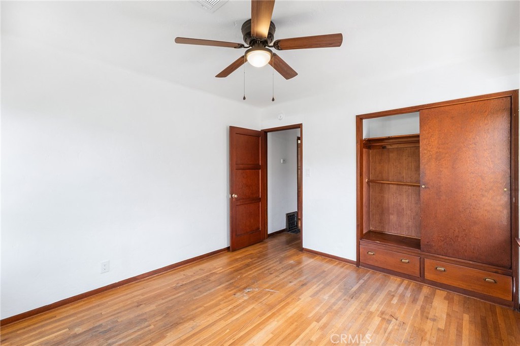 5615 Brockton