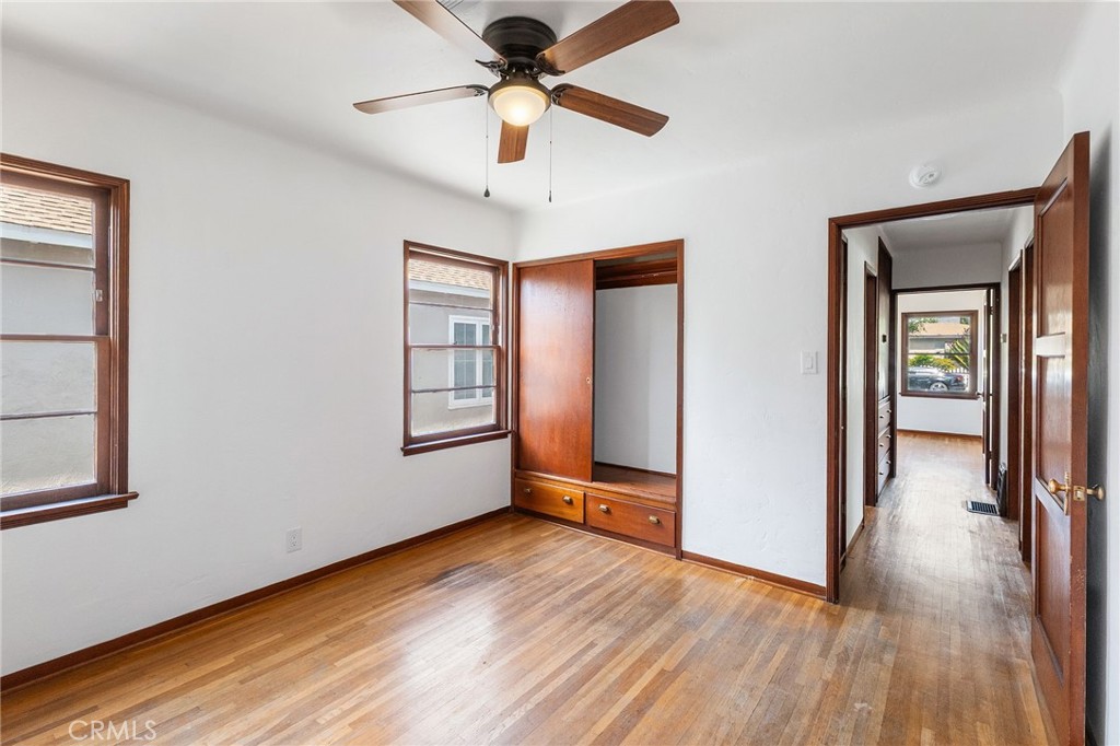 5615 Brockton